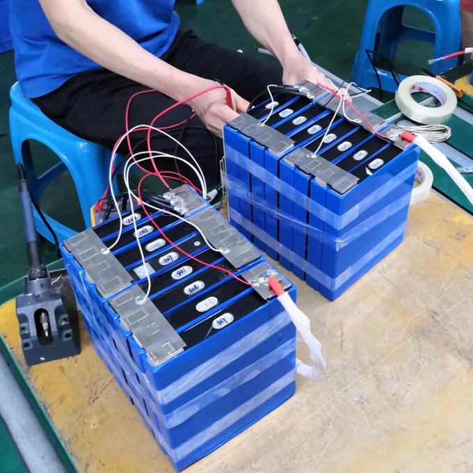 Aluminiowa bateria litowa LiFePO4 z głębokim cyklem LFP LiFePO4 100ah Pryzmatyczne ogniwa akumulatorowe 3